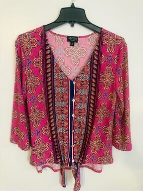 Stitch Collection Pink & Navy Button Front Tie-Hem Blouse size medium